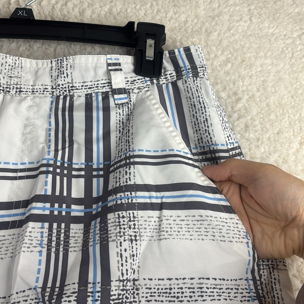 NWOT Blue Gear Mens White Blue Plaid Casual Cargo Shorts 6-Pockets Size 32 - Picture 7 of 16